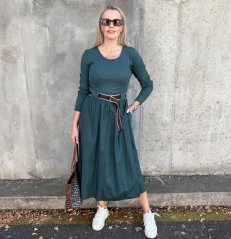 Smaragdově zelené dlouhé kombinované šaty s páskem EVELYN